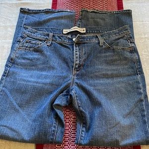GAP Low rise boot cut stretch blue jeans size 14R